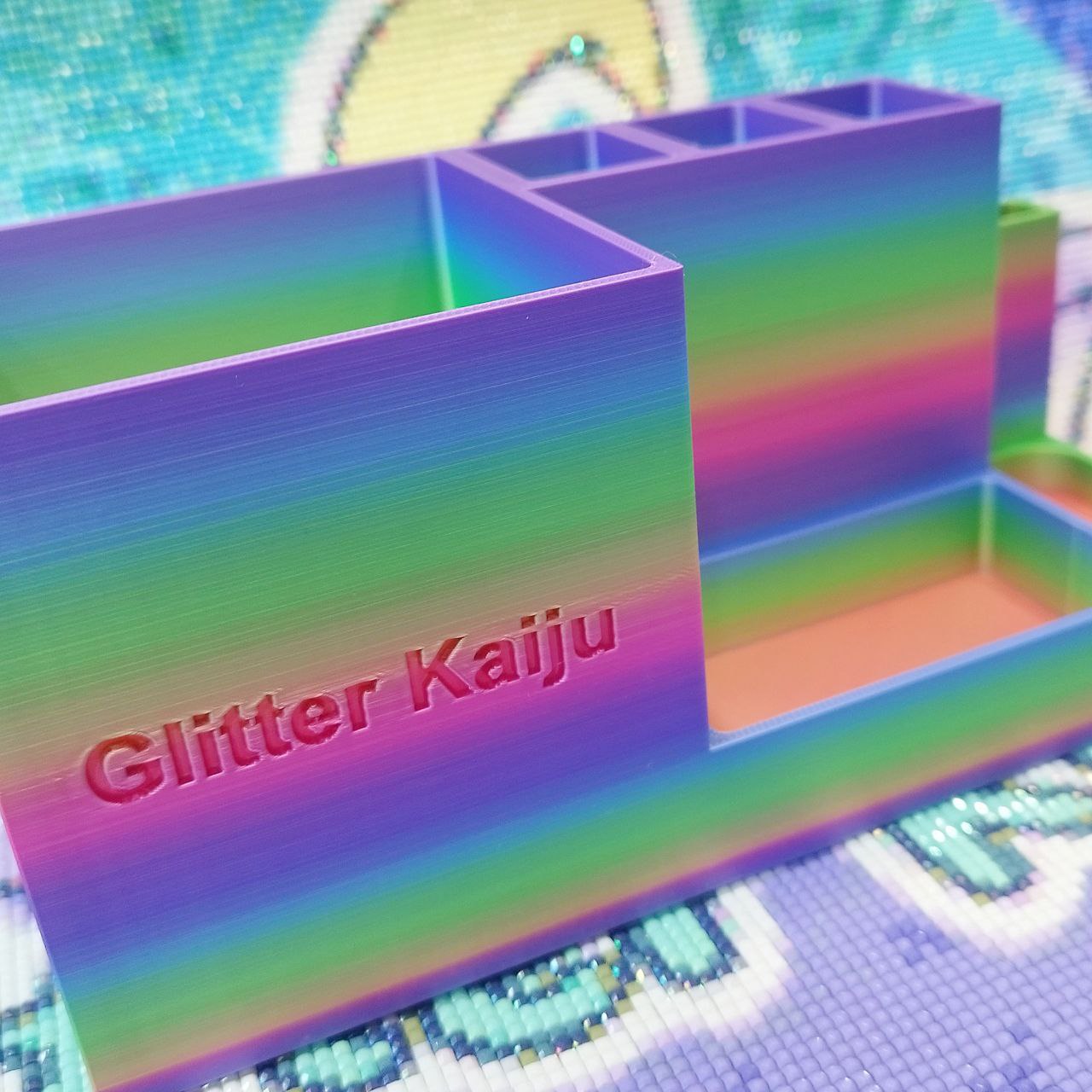 MultiGlitty Desk Organizer