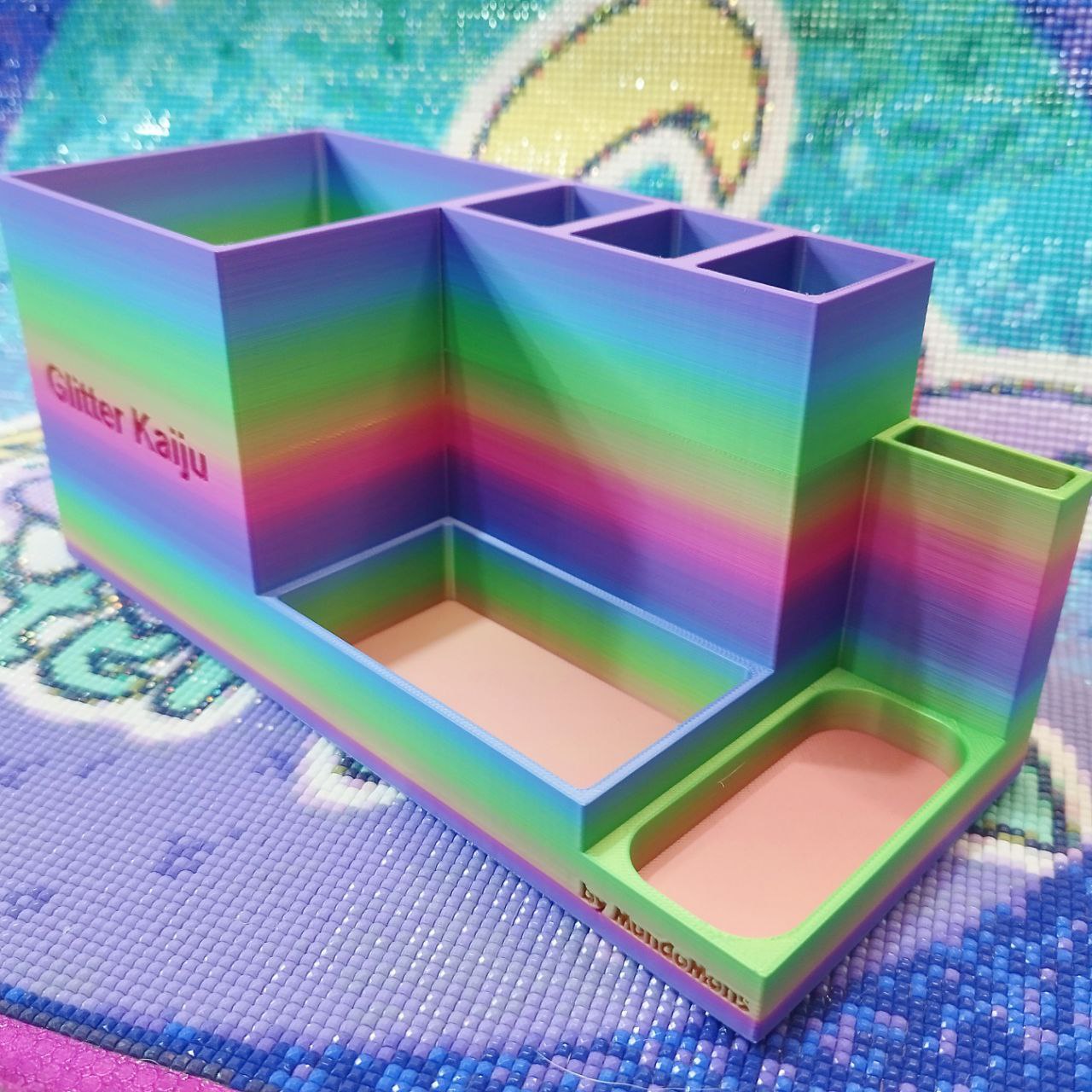 MultiGlitty Desk Organizer