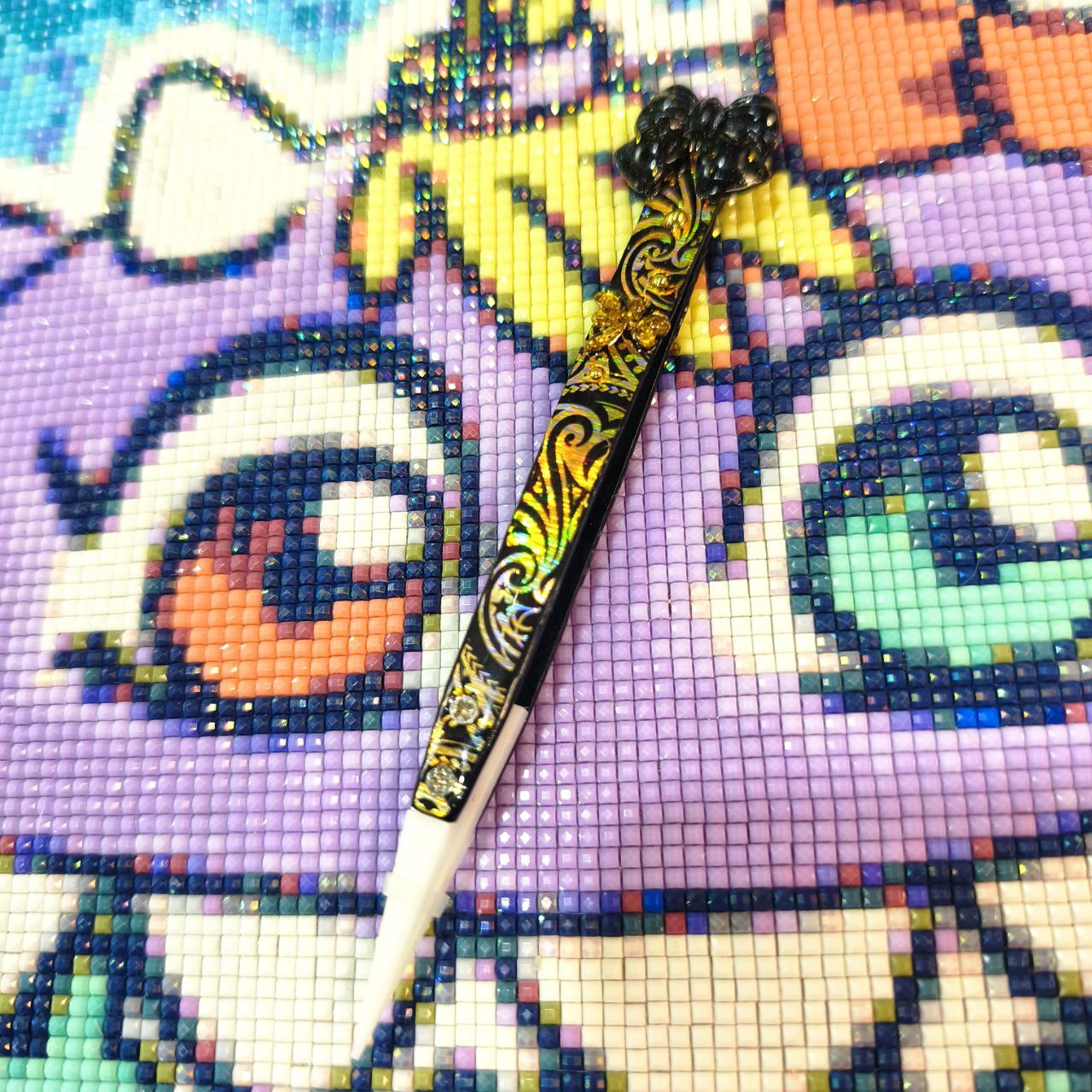 Pinzas Decoradas -  Dorado y Negro