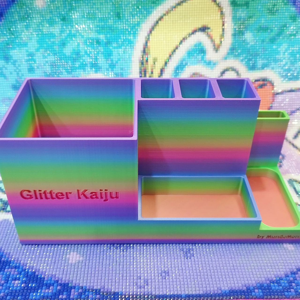 MultiGlitty Desk Organizer